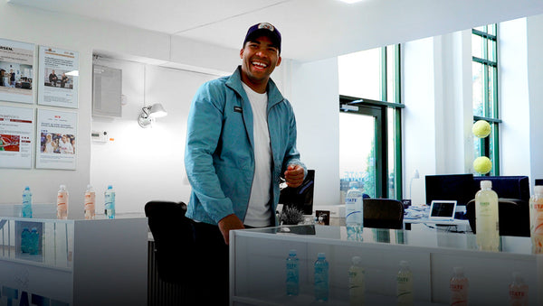 Mads Mensah one take bottle flip!